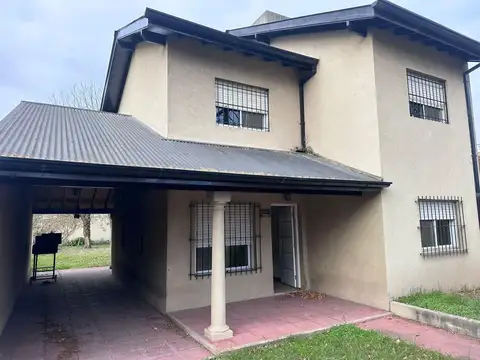 Venta Casa 5 ambientes Derqui