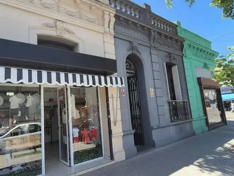 España Esq. Dr. Bocuzzi 100