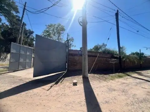 Oficinas +  Galpón + Cocheras + Terreno