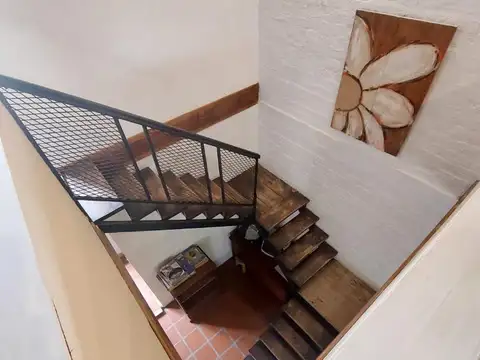 Casa 5 ambientes con 1 baño