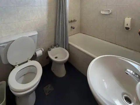 SE VENDE DEPARTAMENTO EN ZONA CENTRO
