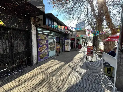 Local en Venta 50 años