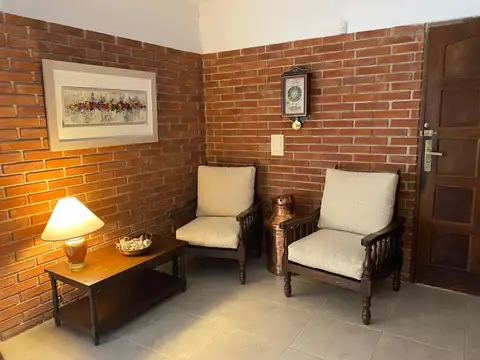 VENTA CASA VILLA LOS AROMOS 3 DORM PILETA