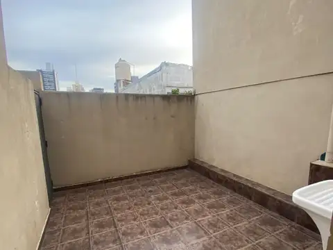 Depto Tipo Casa en Alquiler de 2 ambientes