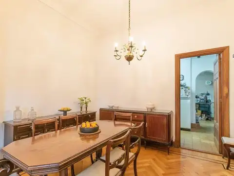Casa 5 ambientes con 1 baño