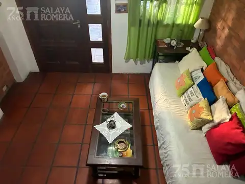 Casa 5 ambientes con 1 baño