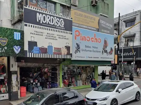 Local en Alquiler en Moron, $ 4.000.000