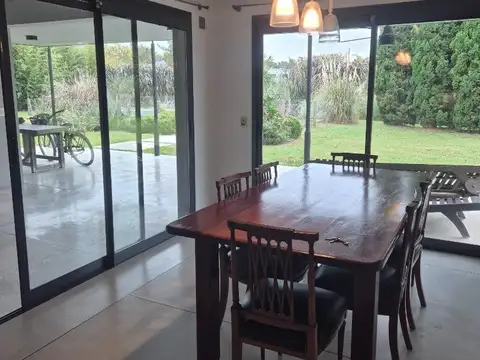 Casa en Venta en El Nacional Club De Campo, USD 260.000