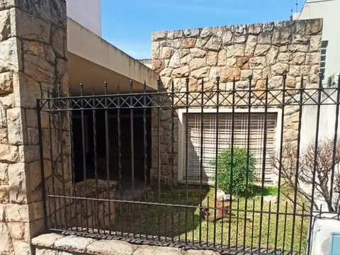 CASA 4 AMBIENTES EN RAMOS MEJIA