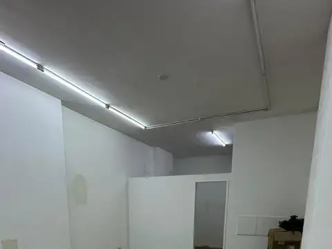 Local en alquiler Assef 180