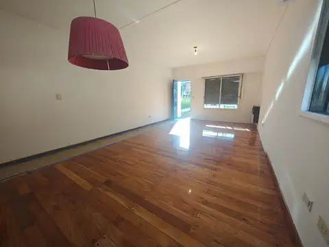 Duplex en venta 4 ambientes en Olivos