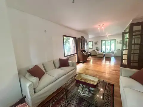 Casa en venta en las lomas de San Isidro