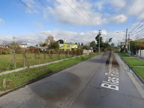 Blas Parera 600, Piso 0