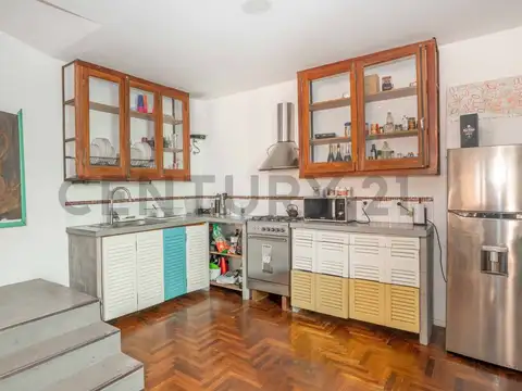 Depto Tipo Casa 4 ambientes con 3 baños