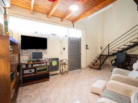 Casa en Venta con 1 cochera