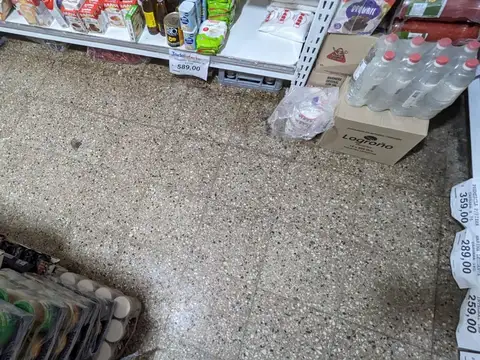 Local en Venta en Lanus Este, USD 199.900