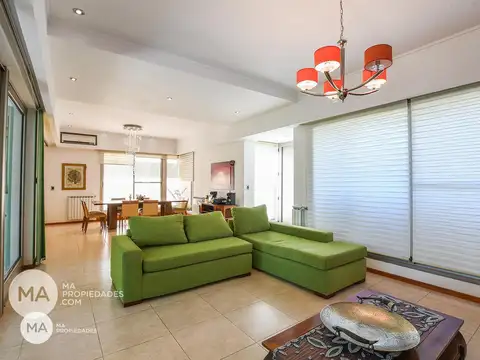 Casa en Venta en Funes, USD 450.000