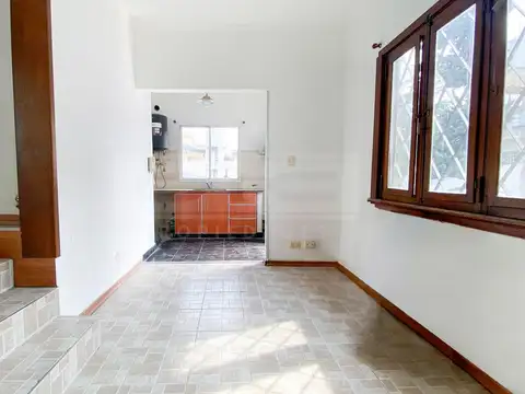 Depto Tipo Casa en Venta de 4 ambientes