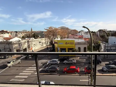 Departamento en Venta en San Isidro Vías / Rolon, USD 254.000