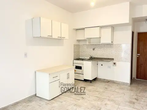 Departamento en Alquiler en Villa Luzuriaga, $ 590.000