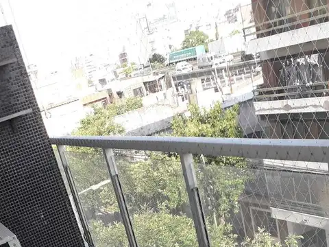 Departamento en Alquiler en Parque Chacabuco, $ 600.000