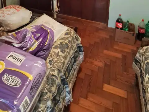 Venta Casa 3 amb con amplio fondo libre