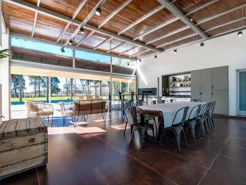 Casa en Venta en Roldan, USD 600.000