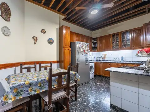VENTA Depto TIPO PH 4 Amb BALVANERA c/BALCÓN