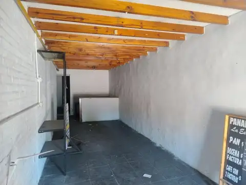 Local en Alquiler en Tigre Centro, USD 500