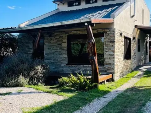 Casa en alquiler - 2 Dormitorios 1 Baño - Mar del Plata