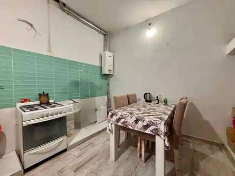 Depto Tipo Casa 7 ambientes con 2 baños