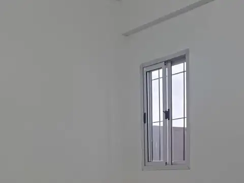 La Bastilla 5700, Piso 1