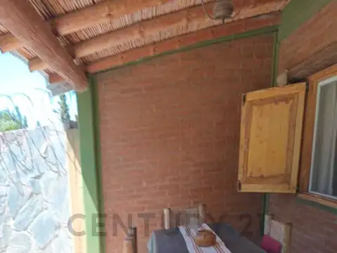 Casa 4 ambientes con 2 baños