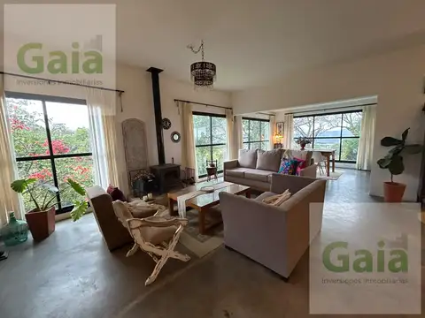 Casa 3 ambientes con 2 baños