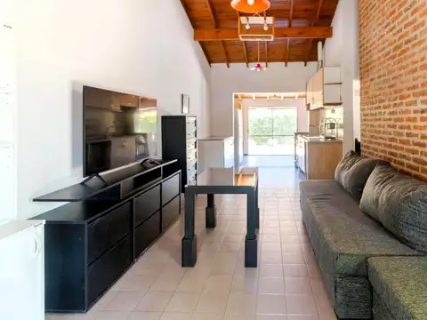 CASA EN VENTA 4 AMB - ALTOS DE PACHECO