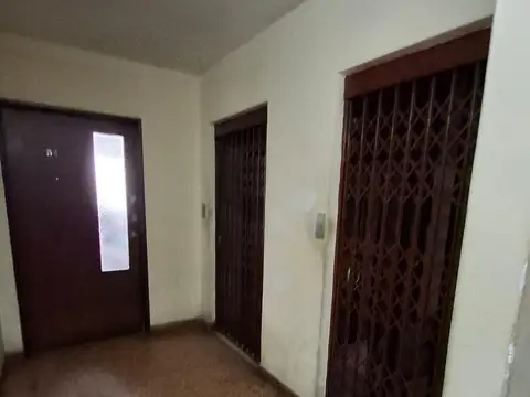 Oficina en alquiler Balvanera Luminosa!