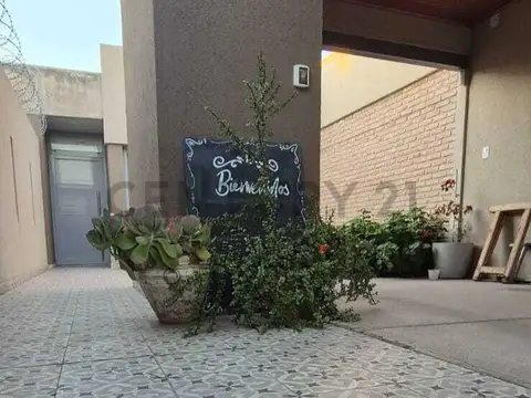 Se vende ph impecable planta baja en Rafaela