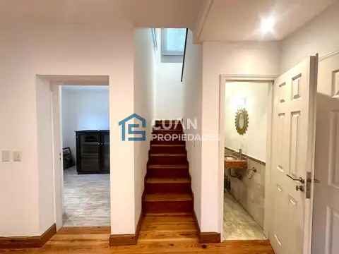 Casa en Venta con 5 cocheras