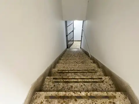 Local en Venta en Villa Maipu, USD 275.000