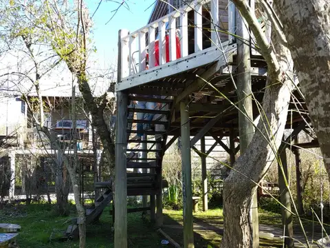 ISLA SANTIAGO