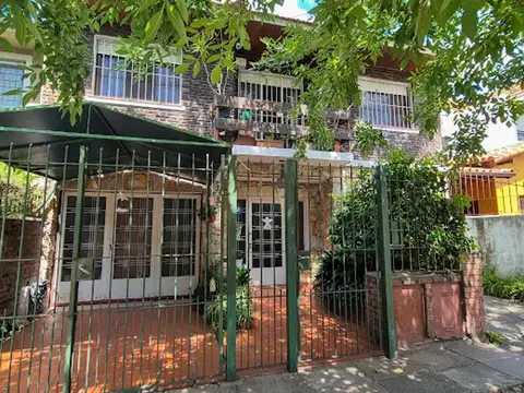 COQUETO CHALET PH AL FRENTE MUY BUENA UBICACION