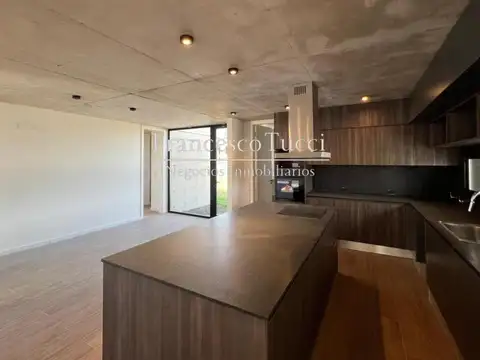 Casa en Alquiler de 4 dormitorios