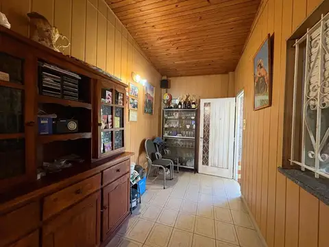 Casa 3 ambientes con 2 baños