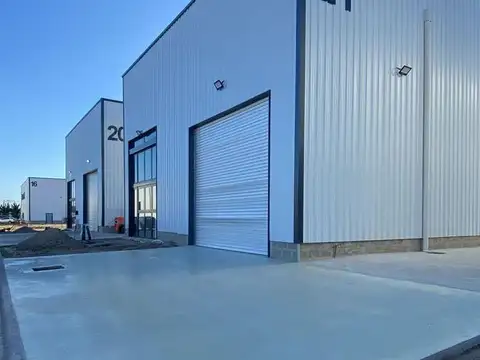 DEPOSITO/NAVE Premium 1.660 M2 en complejo Duorum de Norlog