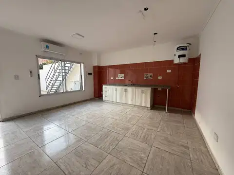 Depto Tipo Casa en Venta de 2 ambientes
