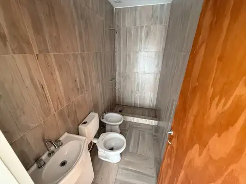 Depto Tipo Casa 2 ambientes con 1 baño
