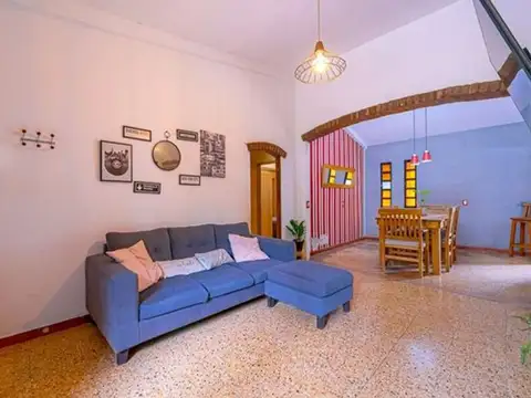 Casa 4 ambientes con 3 baños