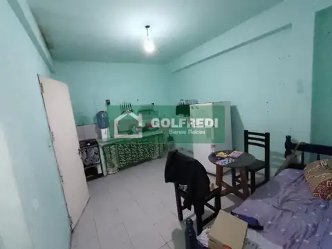 VIVIENDA MULTIFAMILIAR + LOCALES.
