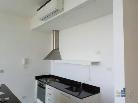 Hermoso 3 ambientes con terraza y Pileta  sin Muebles En Alquiler Anual