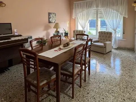 Casa en Venta en San Antonio de Padua, USD 120.000